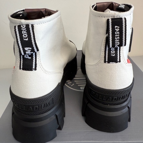 Womens Palladium Revolt Hi TX Platform Boot / Star White / 97242-116-M / Size 10 - Picture 3 of 7